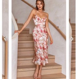 Selfie Leslie Lake Como Dress